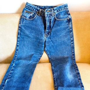 Vintage high waisted “mom jeans”